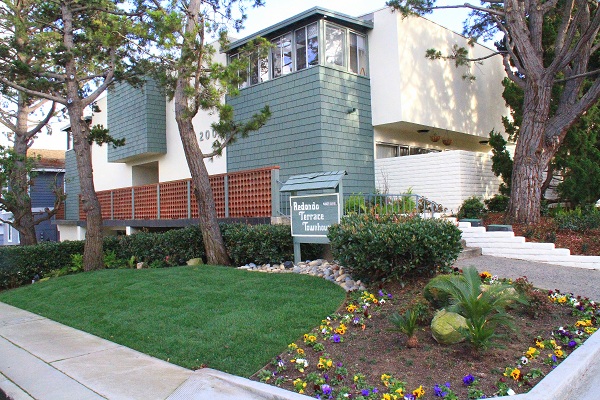 Redondo Terrace Townhouses - 2000 Farrell Avenue, Redondo Beach